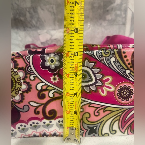 VERA BRADLEY Medium Resort Tote Very Berry Paisley - Pink White Clear - Picture 5 of 7